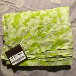 acacia swimwear Accessories - NWT Acacia Swimwear Kuau Pareo in neon magnolia acacia swimwear Accessories - NWT Acacia Swimwear Kuau Pareo in neon magnolia
